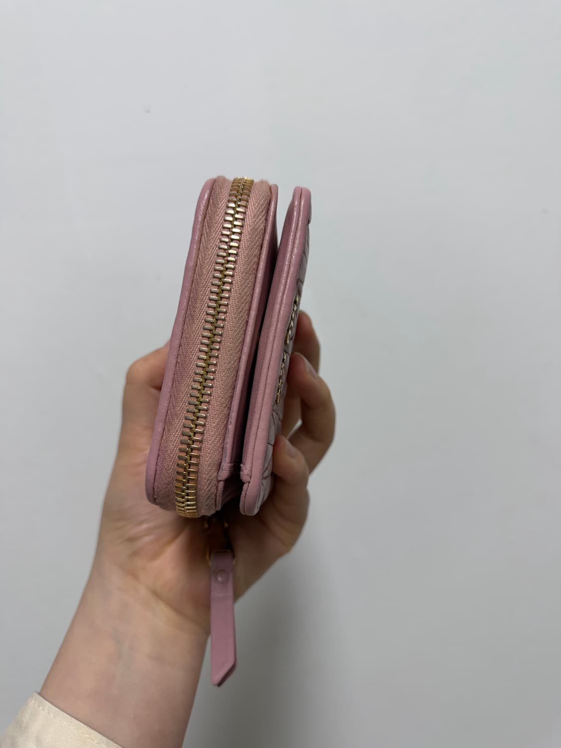 [정품] 미우미우 반지갑 핑크  상품이미지6