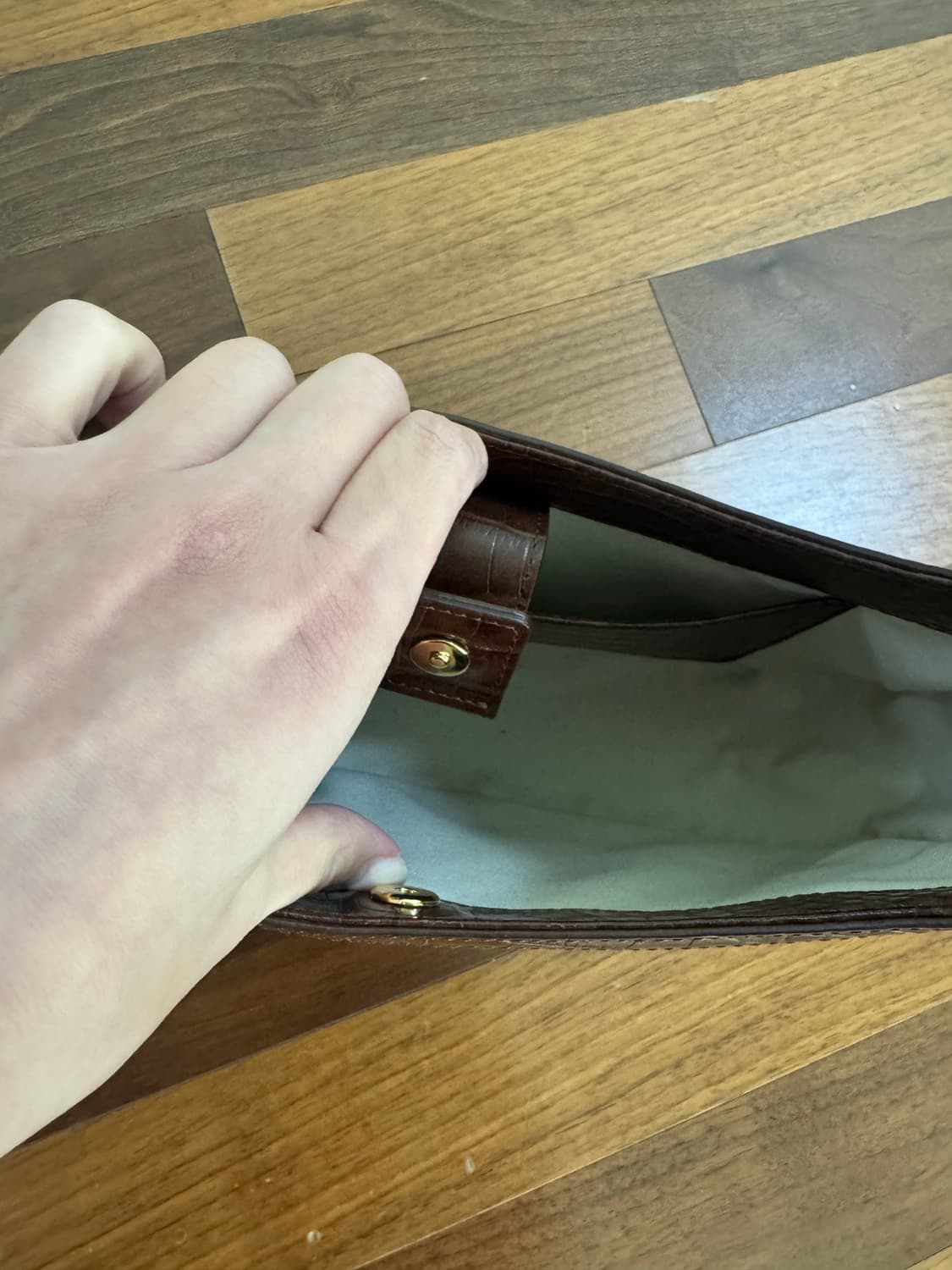 렉토 크록 이펙트 스몰 숄더백 Recto 상품이미지6