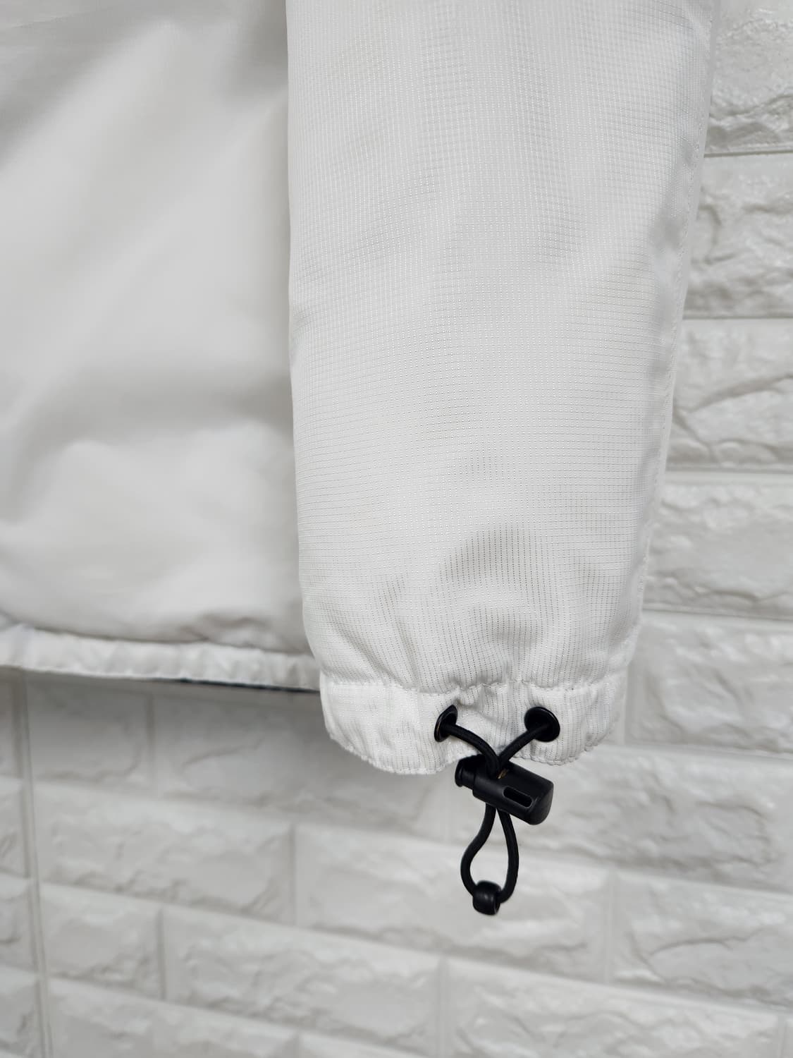 (M)버버리 블랙라벨 화이트 구스다운 경량 패딩 상품이미지5