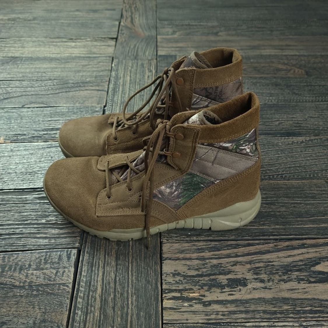 [나이키] 텍티컬 리얼 카모 스웨이드 컴백 부츠 사막화 M18062  상품이미지3