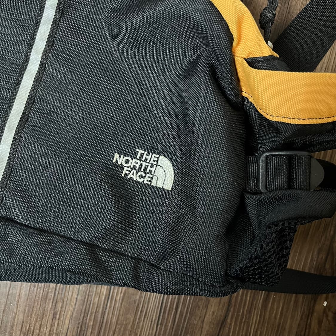 [The North Face] 노스페이스 리플렉티브 웨이스트백 상품이미지2