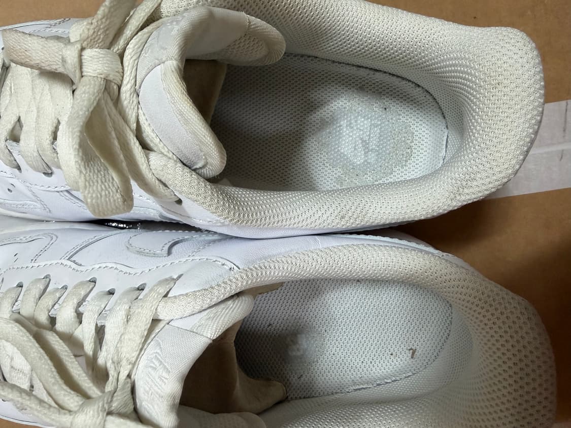 나이키 에어포스1'07 로우 화이트 팝니다. 상품이미지4