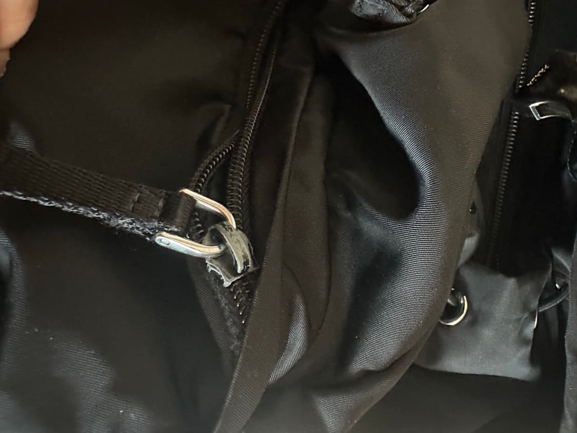 프라다 나일론백팩 상품이미지5