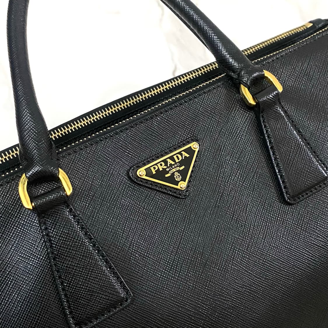 프라다 사피아노 레더 삼각로고 럭스 빅 토트백 블랙 B1786T 상품이미지8