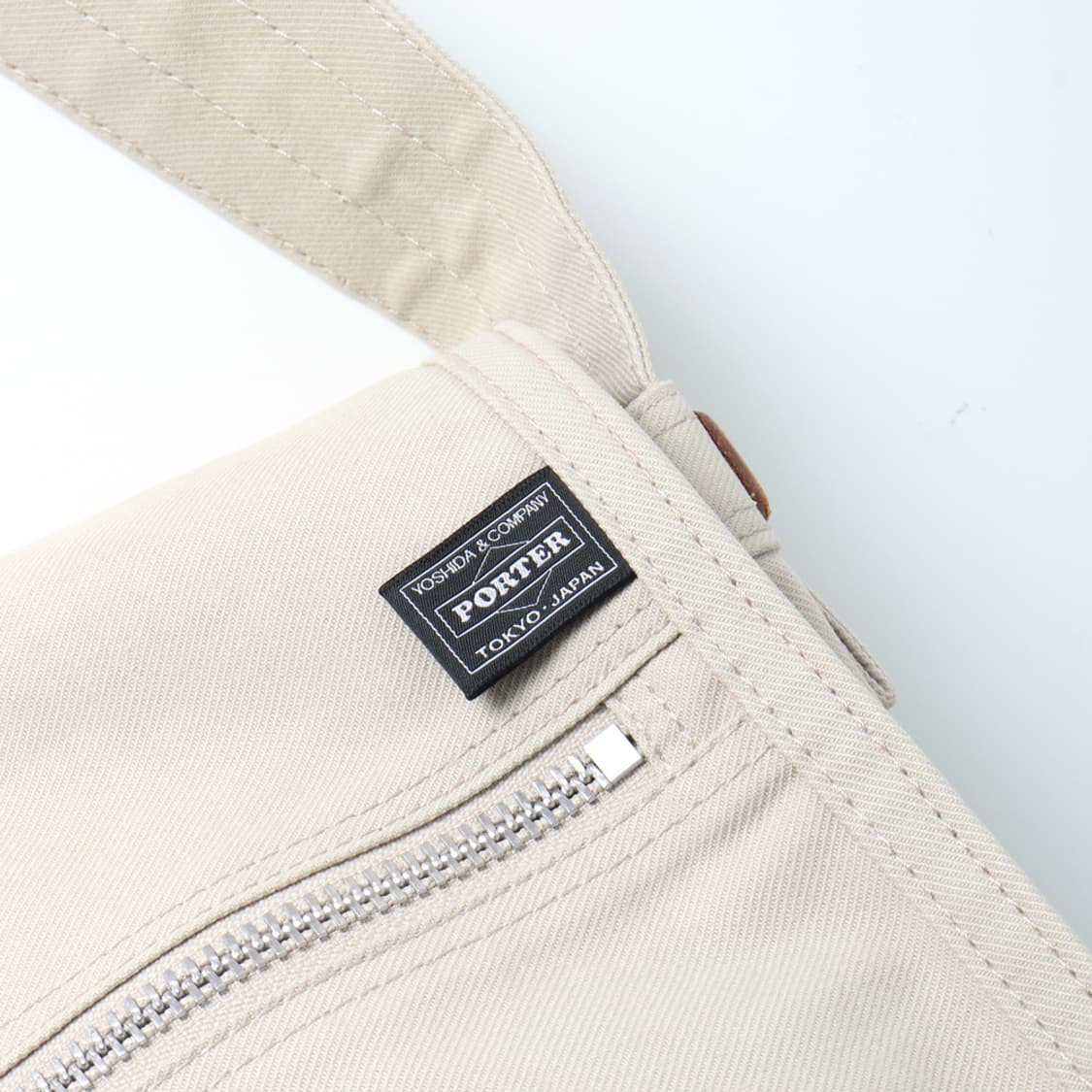 PORTER Naked Shoulder Bag 상품이미지3