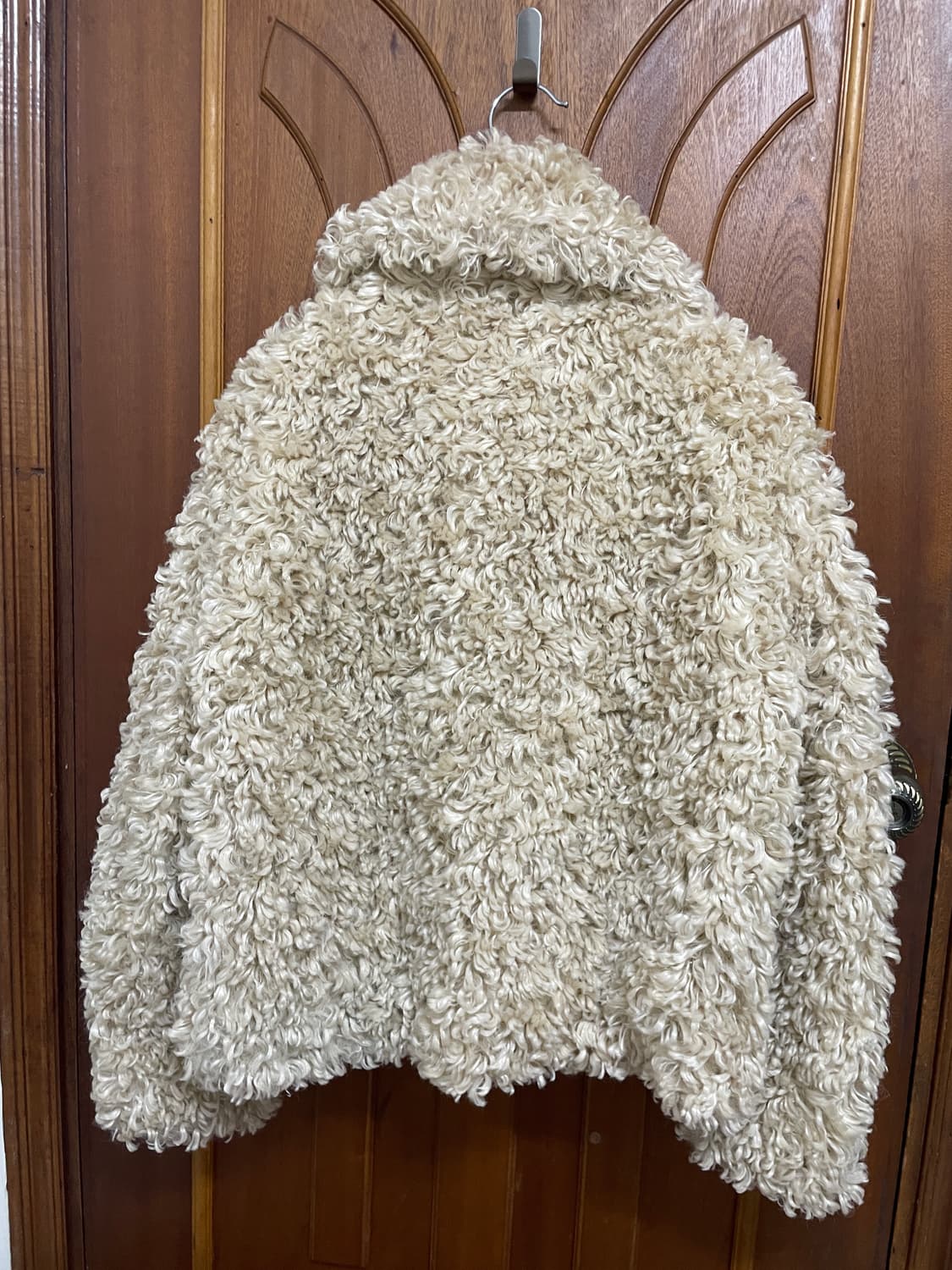 아워글래스 크림색 퍼자켓 뽀글이 상품이미지2