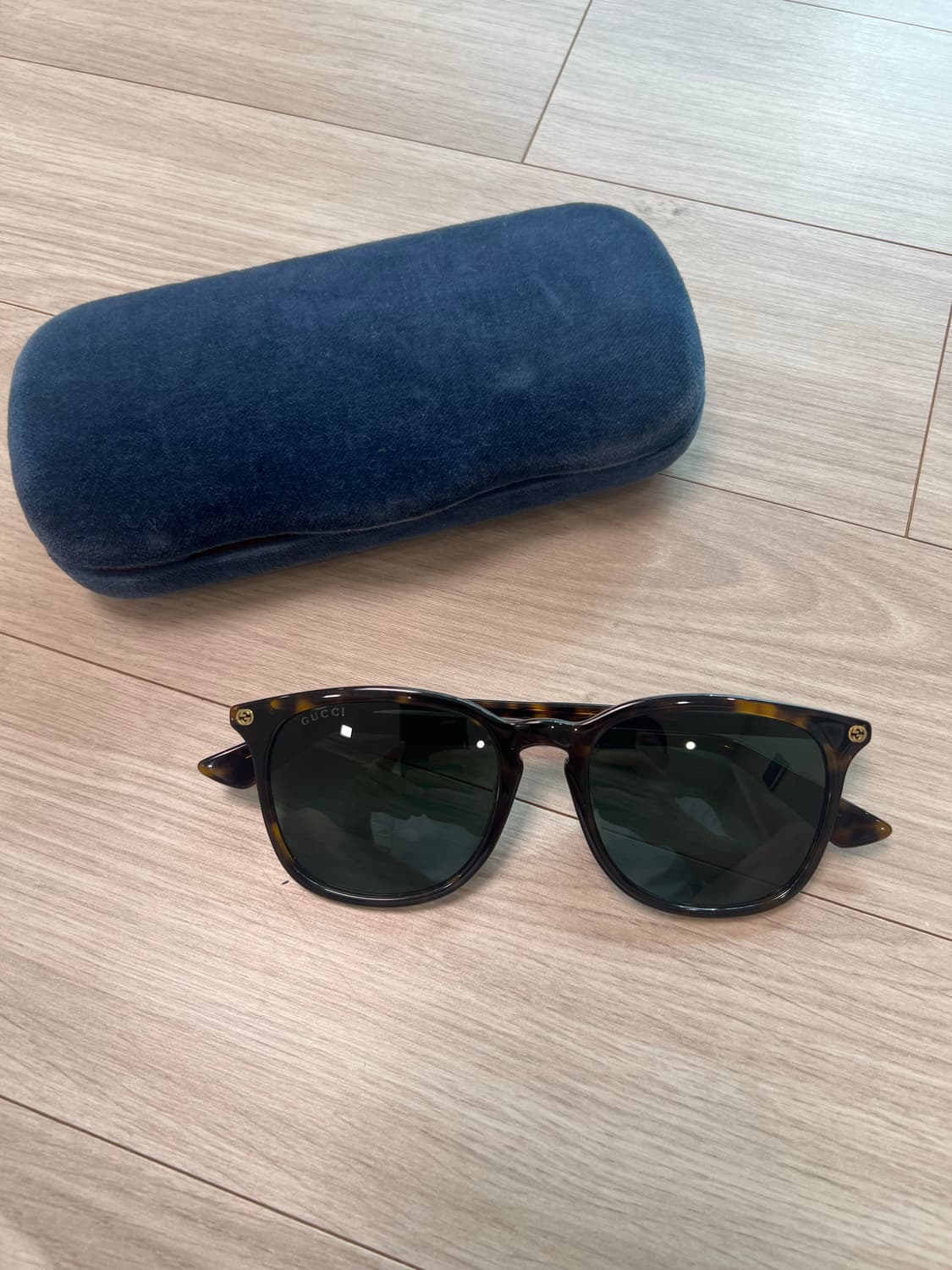 구찌 / 다크브라운 뿔테 선글라스 상품이미지1