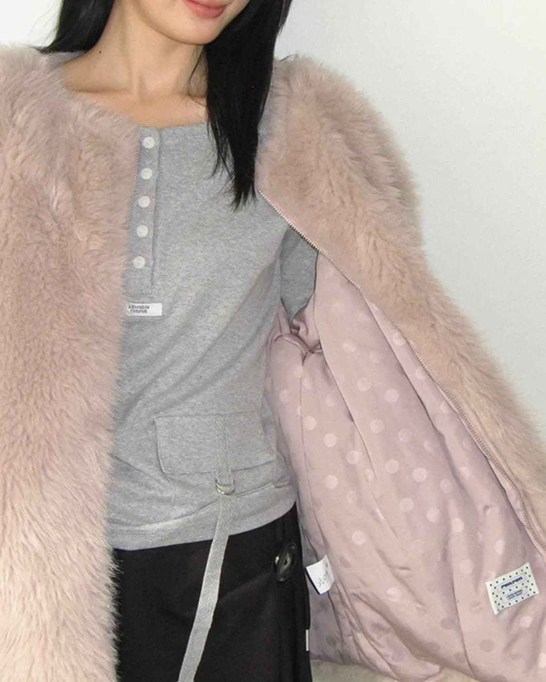 론론 퍼자켓 INNER POINTED FLUFFY FUR JACKET 상품이미지4