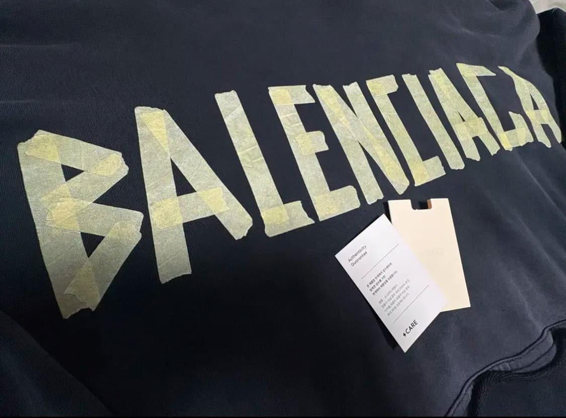 발렌시아가 테이프 후드티 상품이미지1