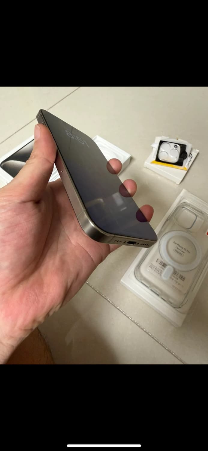 아이폰15프로 상품이미지6