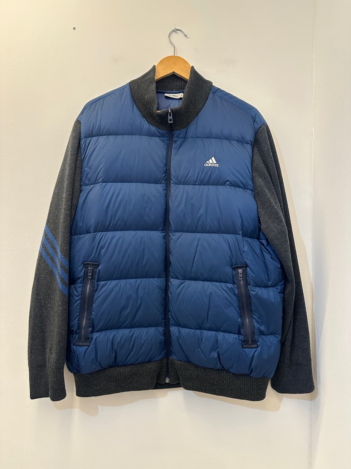 110) 아디다스 니트 슬리브 블루 다운 패딩 점퍼 상품이미지1
