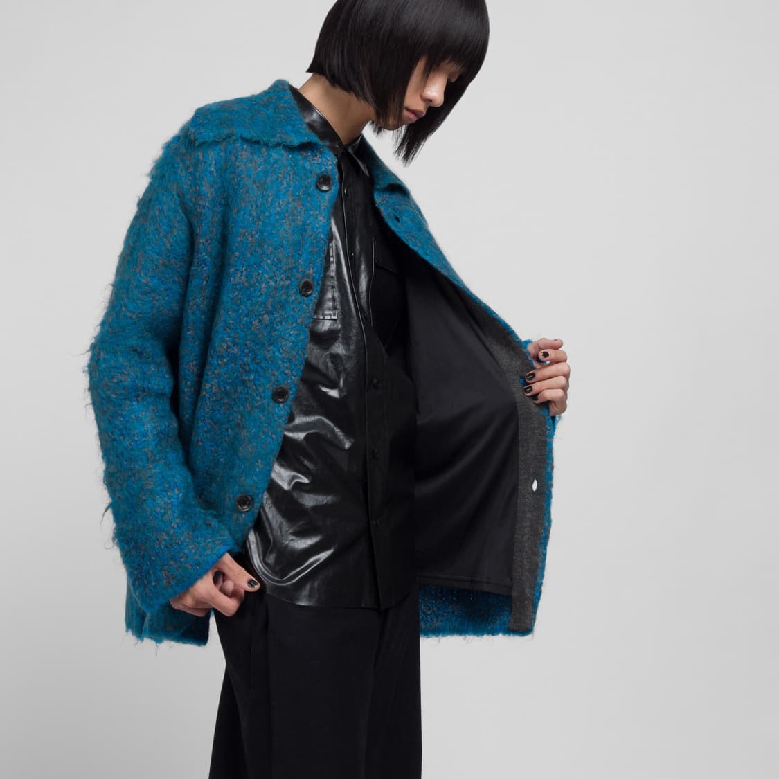 perverze 퍼버즈 테디 니트 코트 블루 상품이미지8