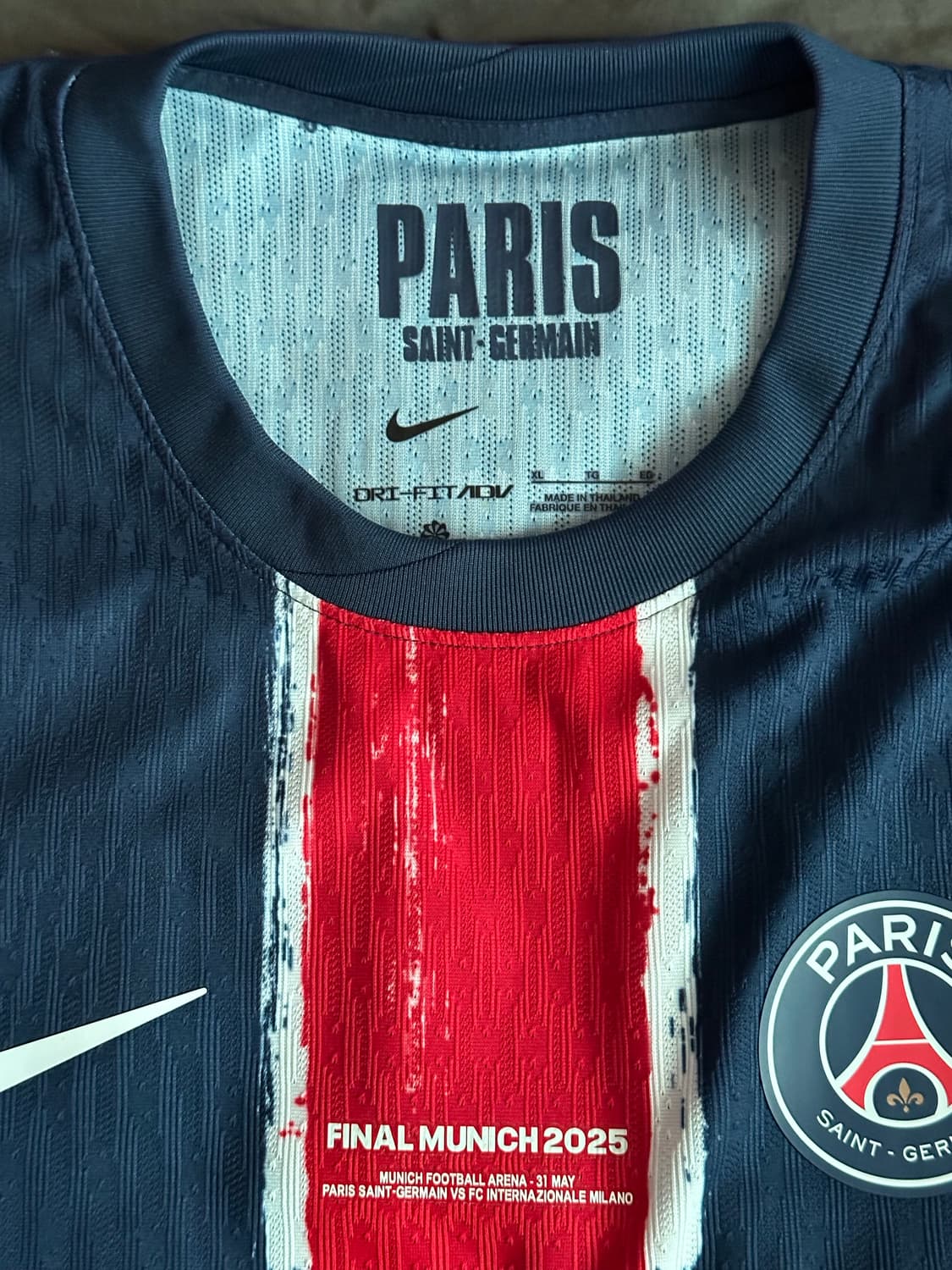 PSG 24-25 어센틱 뎀벨레 유니폼 상품이미지3