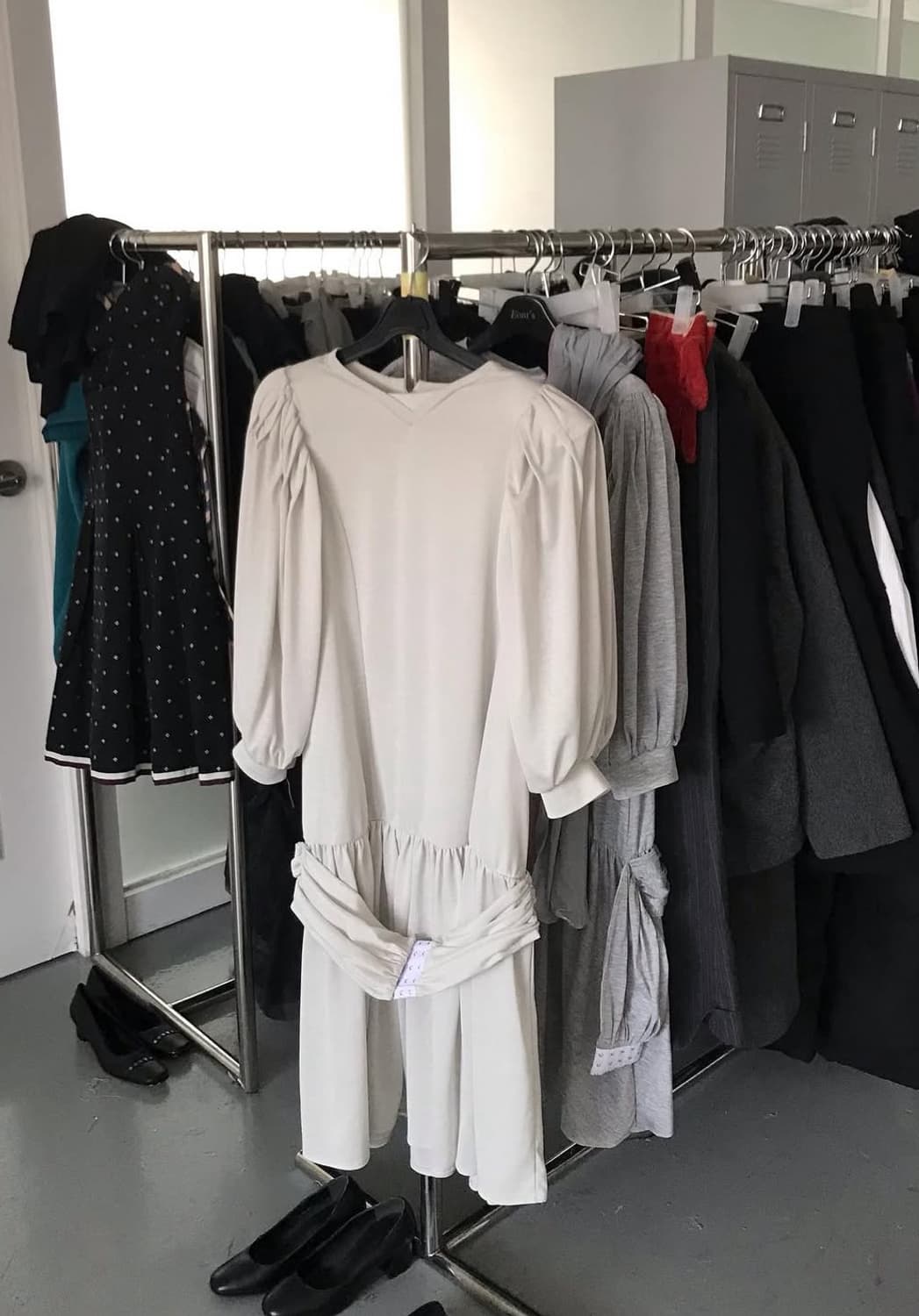 에옹쓰 아르누보 드레스 세이지그린 상품이미지3