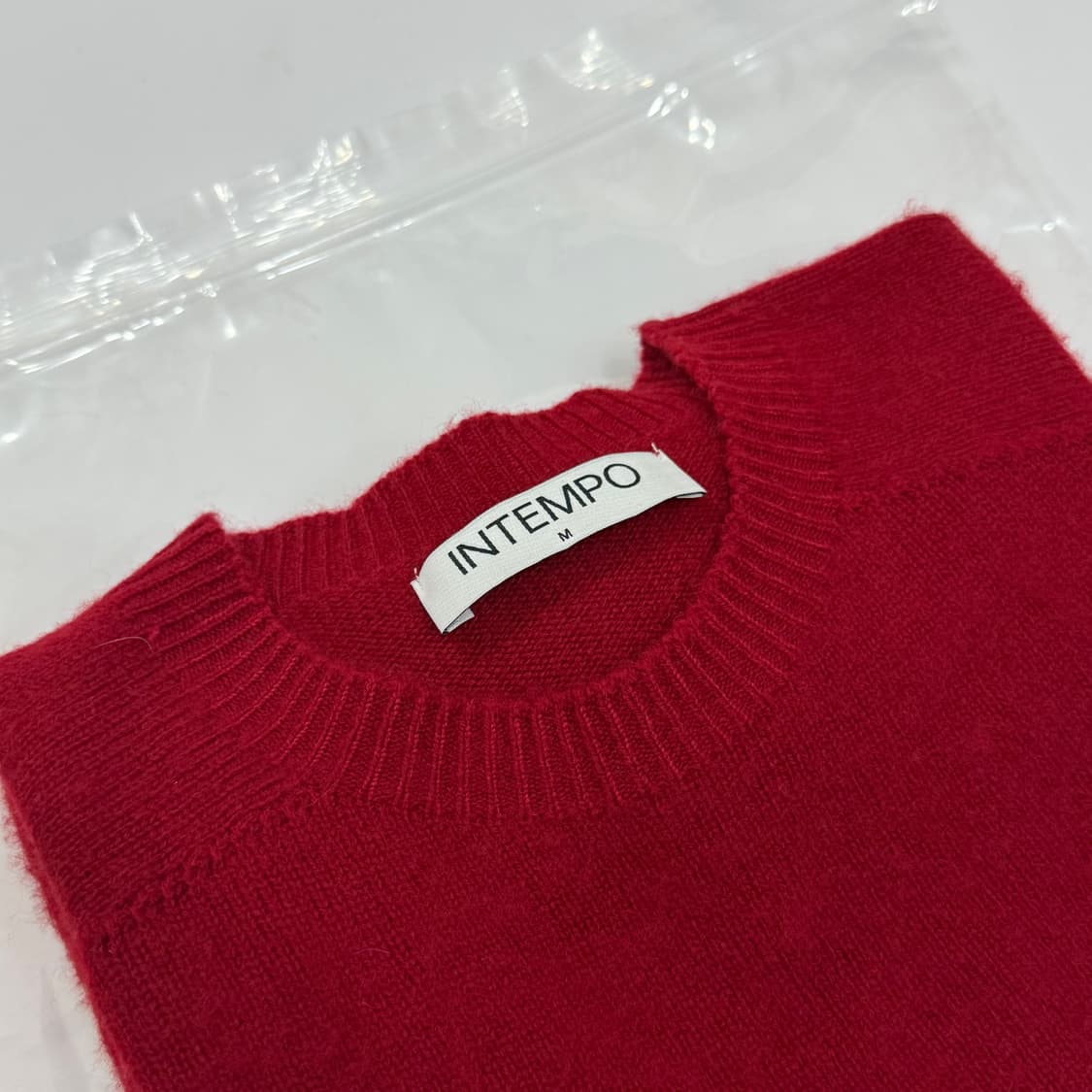 새상품 인템포무드 쉐기독 니트 M사이드 레드 상품이미지5