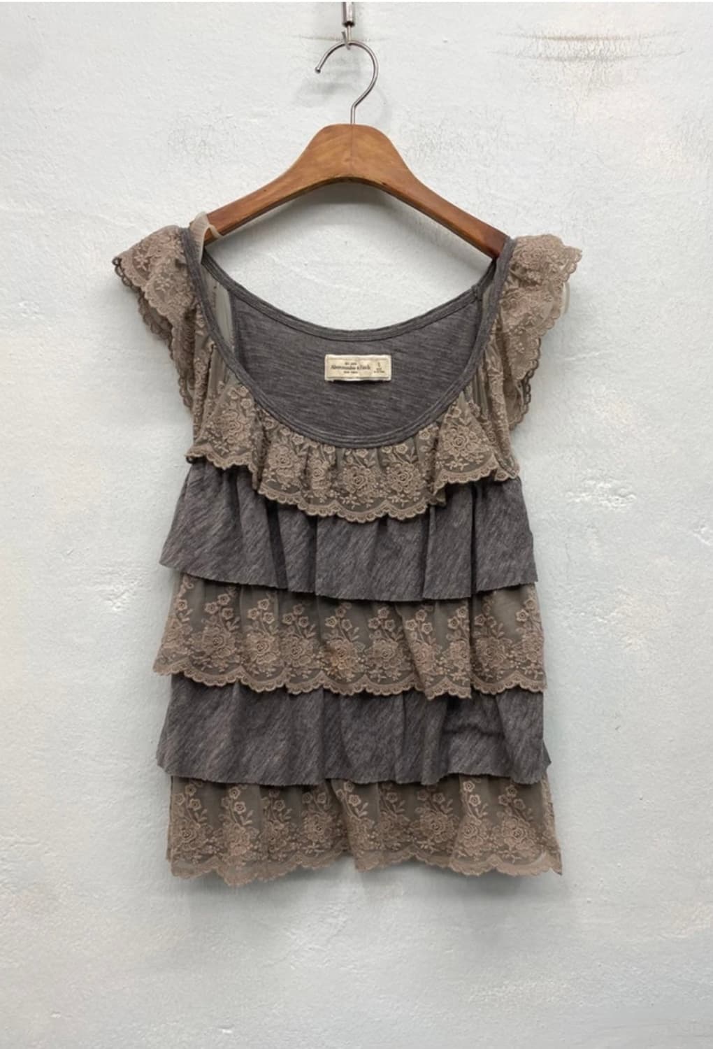 [1669]Abercrombie&Fitch mocha tiered top 상품이미지4