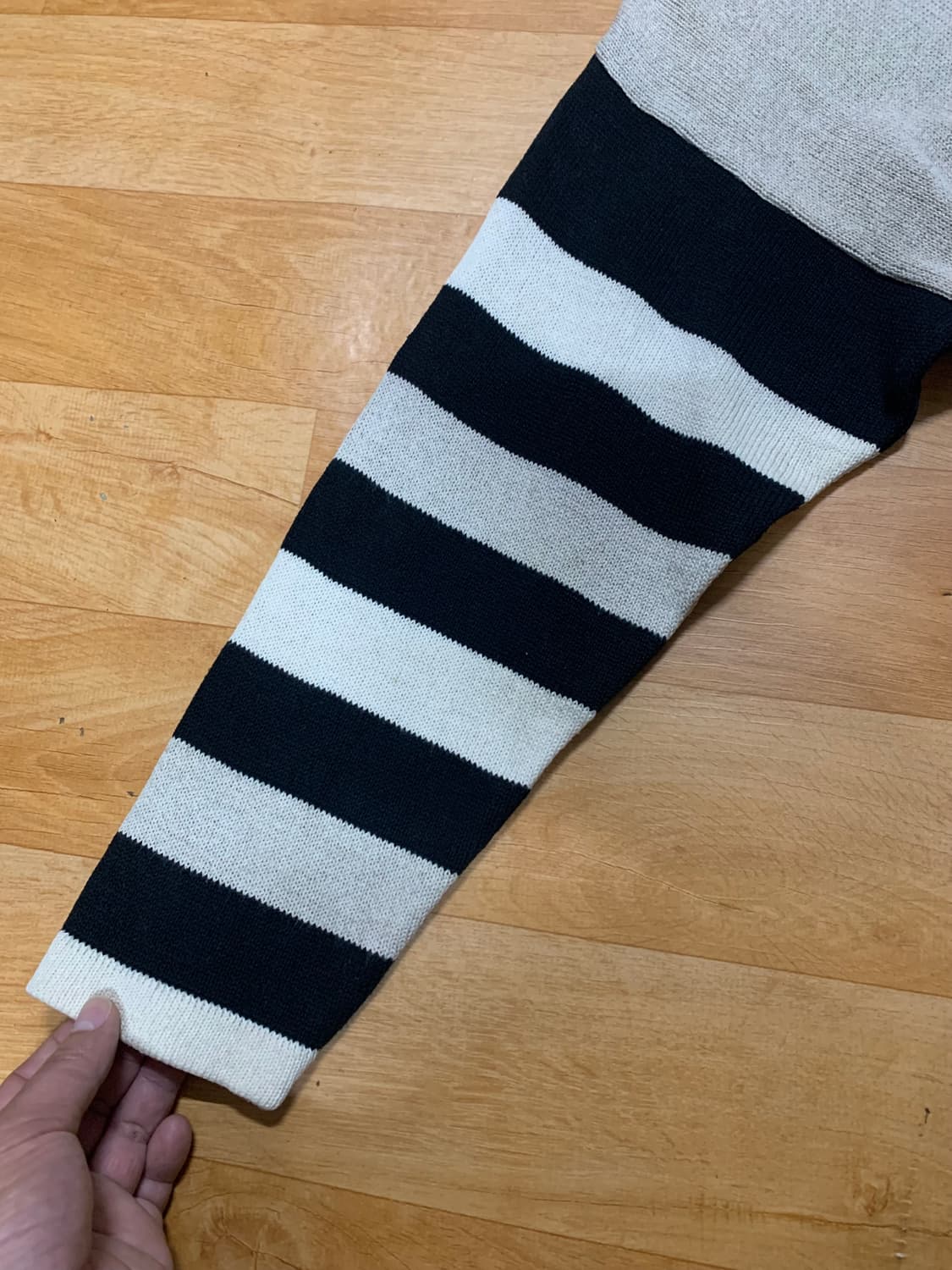 CASTELBAJAC 까스텔바작(장 샤를 드 까스텔바작) 롱-니트웨어 상품이미지3