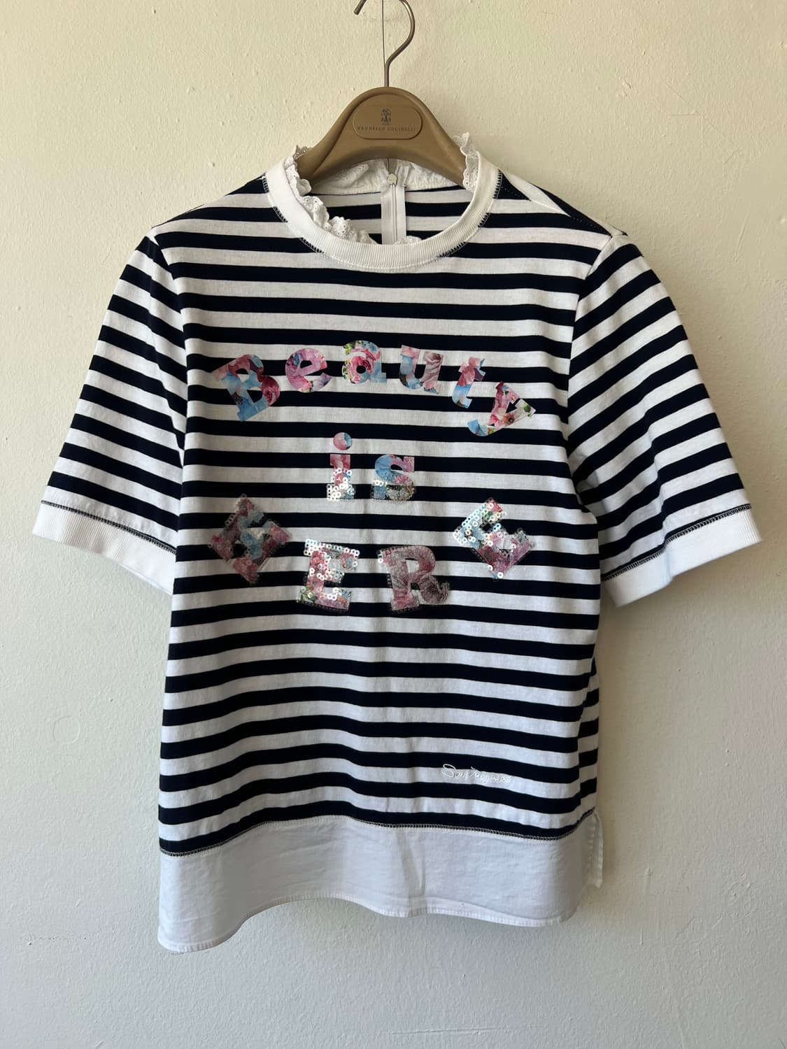 손정완 여성 네이비 스트라이프 레이스배색 반팔티셔츠 상품이미지2