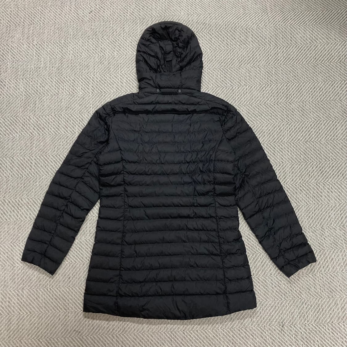 (100)몽벨 블랙 구스다운 패딩 상품이미지2