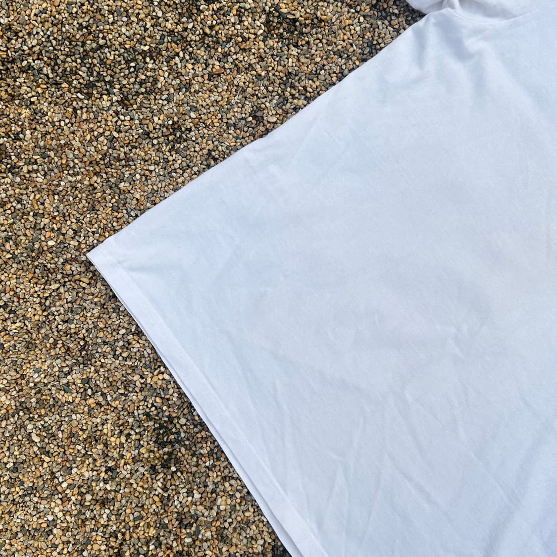 아이앱 스튜디오 (I.A.B Studio)화이트 반팔티 상품이미지3