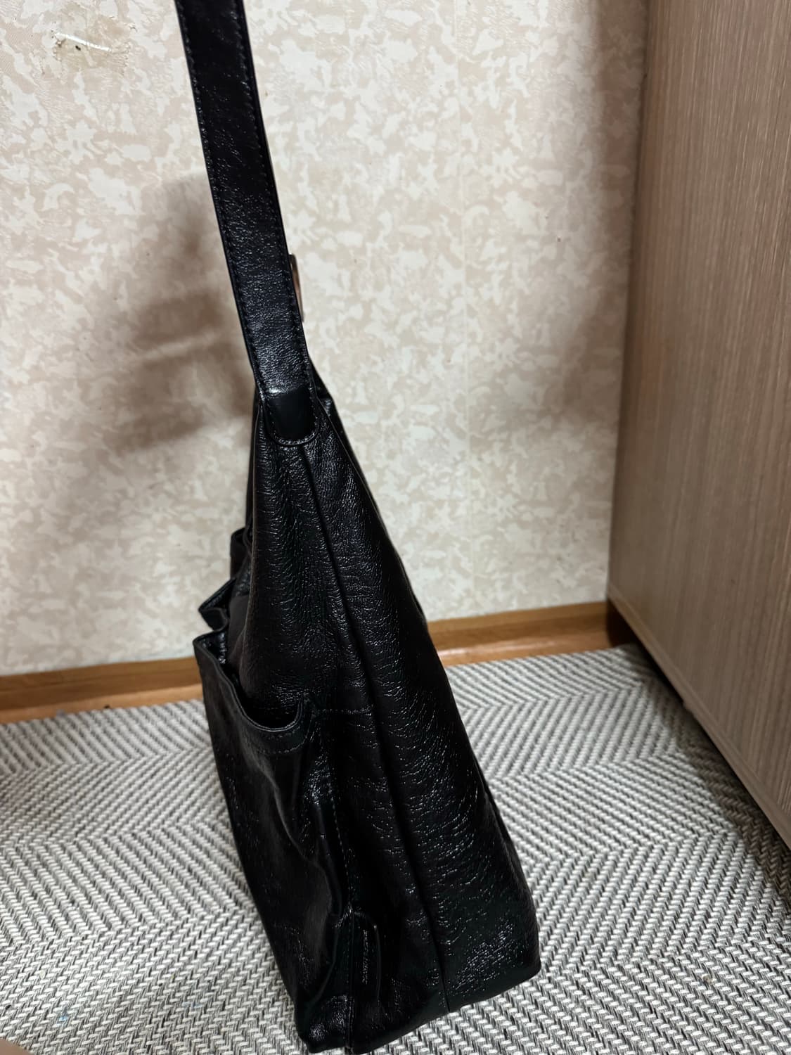 루즈앤라운지 비아 숄더백 고트 빈티지 상품이미지2