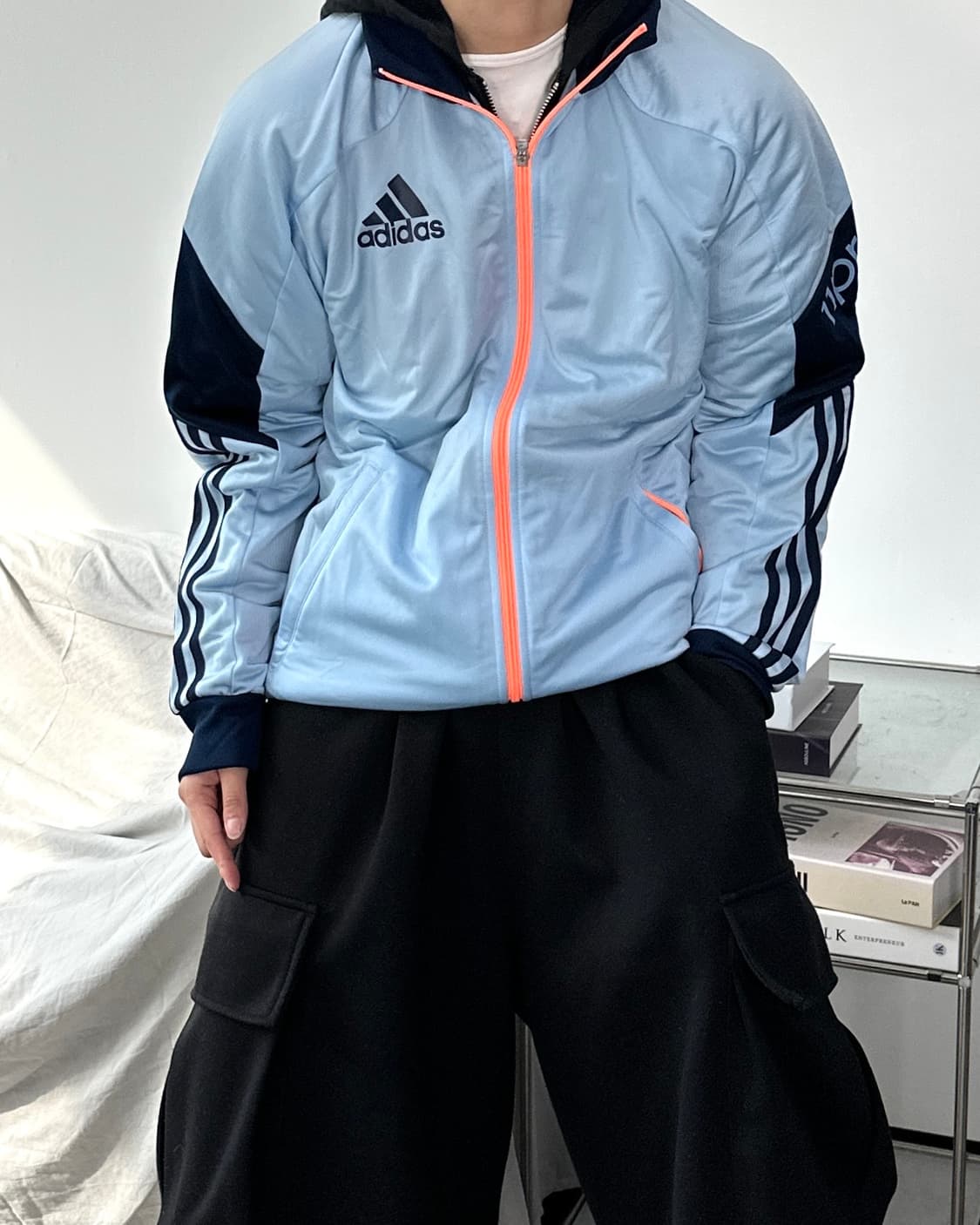 아디다스 스카이 블루 배색 트랙탑 L (새제품) 상품이미지2