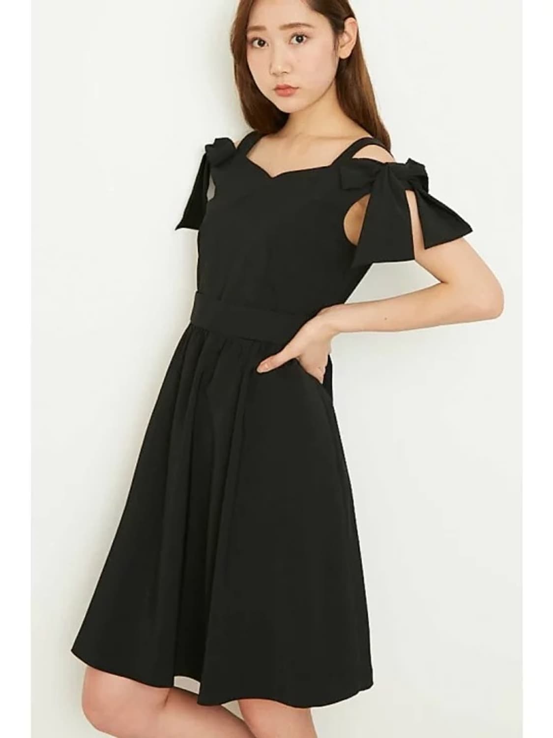 질스튜어트 보우 숄더 미니 원피스 블랙 상품이미지1