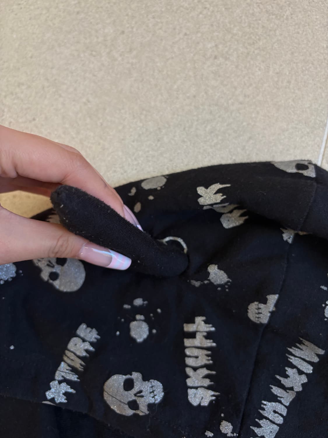 해골 악마뿔 후드집업 상품이미지4