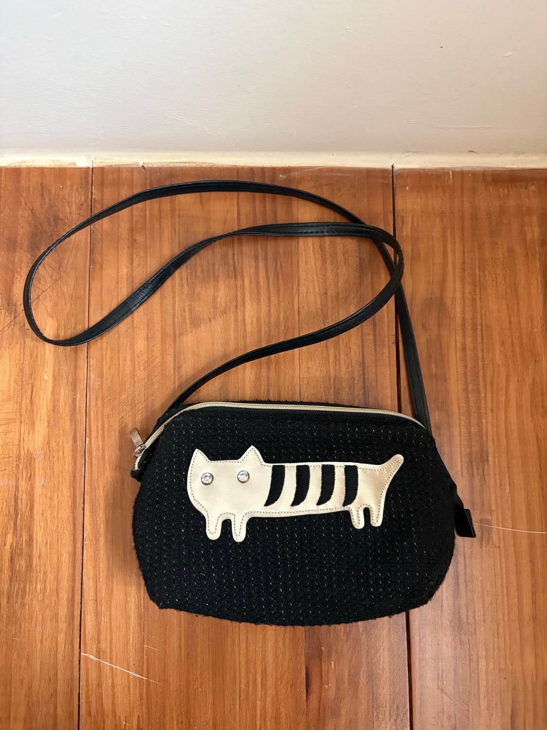 츠모리치사토 캣 크로스백 상품이미지1