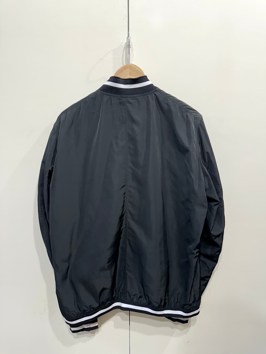 아르마니 익스체인지 봄버 자켓 상품이미지4