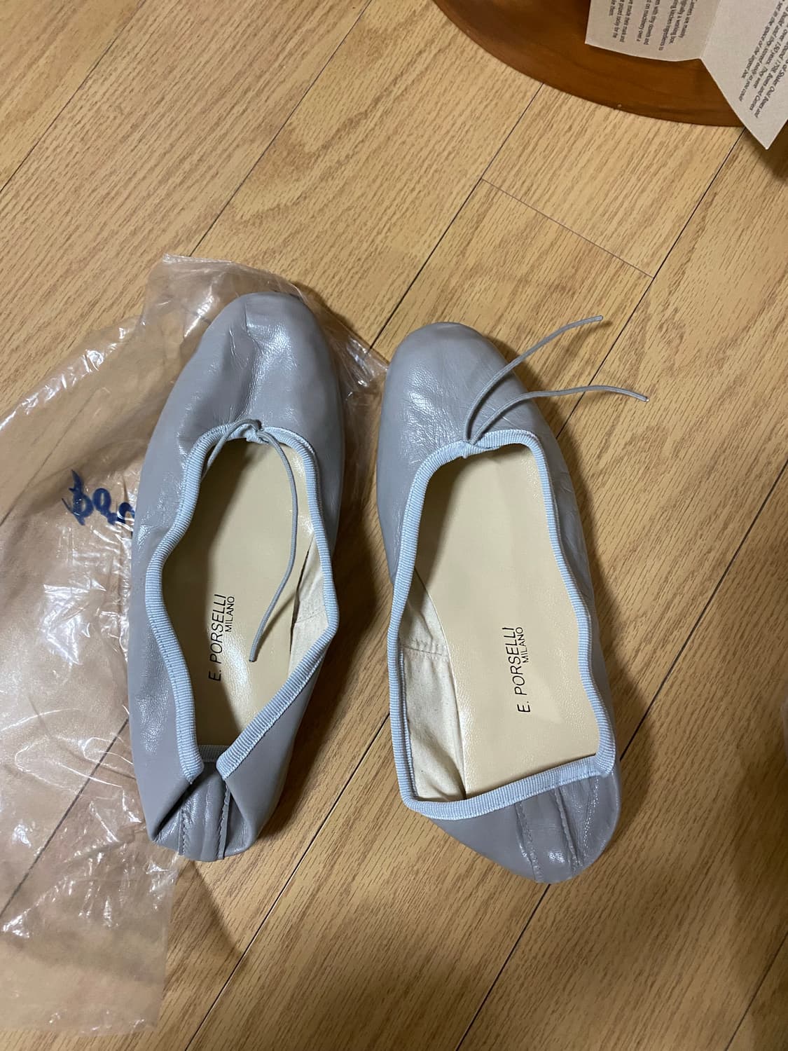 포셀리 플랫 그레이 37사이즈 상품이미지1