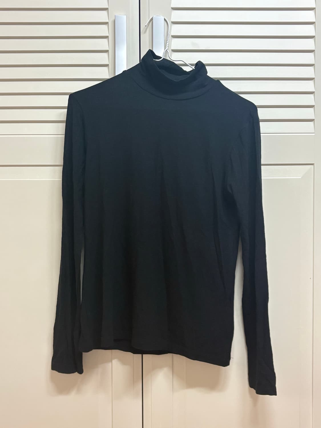 (정가 29900원)nineminus2 터틀넥 긴팔티 블랙 (새상품) 상품이미지2