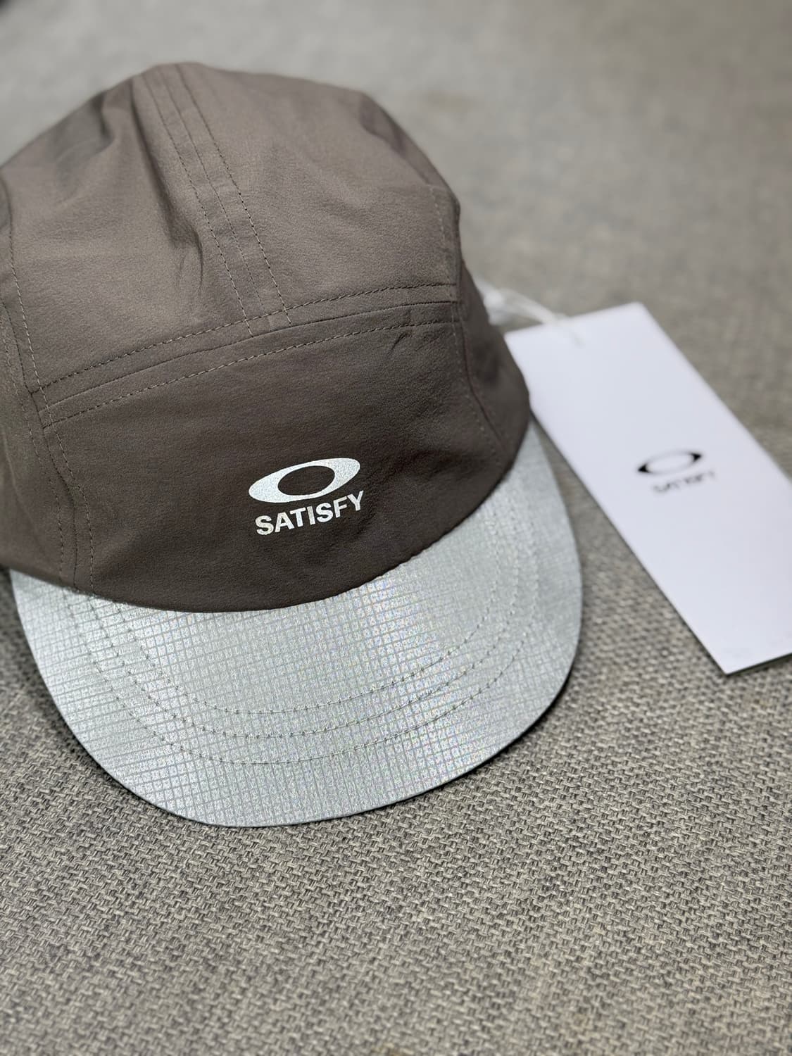 Satisfy x oakley peaceshell trail cap 상품이미지1