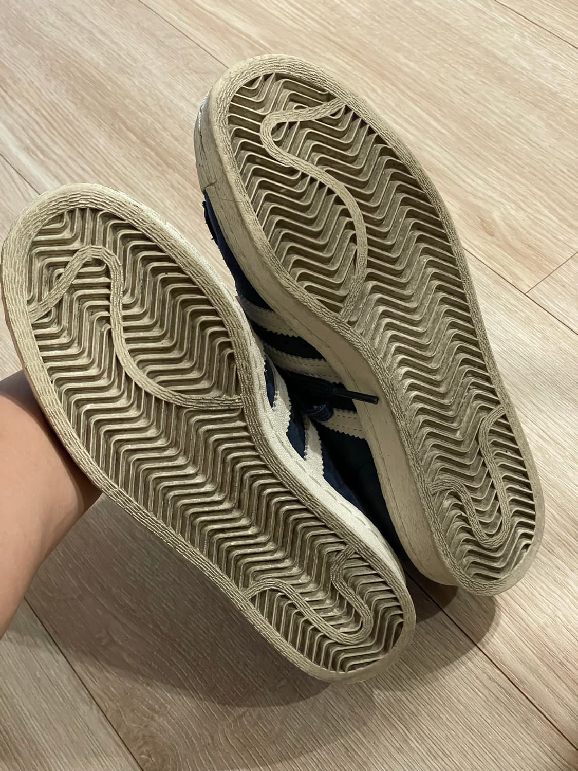 아디다스 슈퍼스타 네이비/화이트 240사이즈 상품이미지2