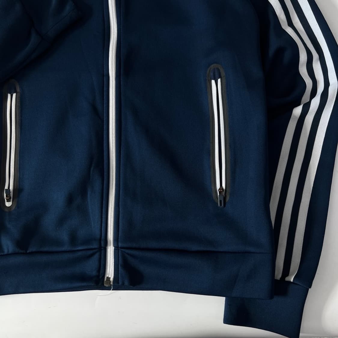 아디다스 트랙탑 상품이미지3