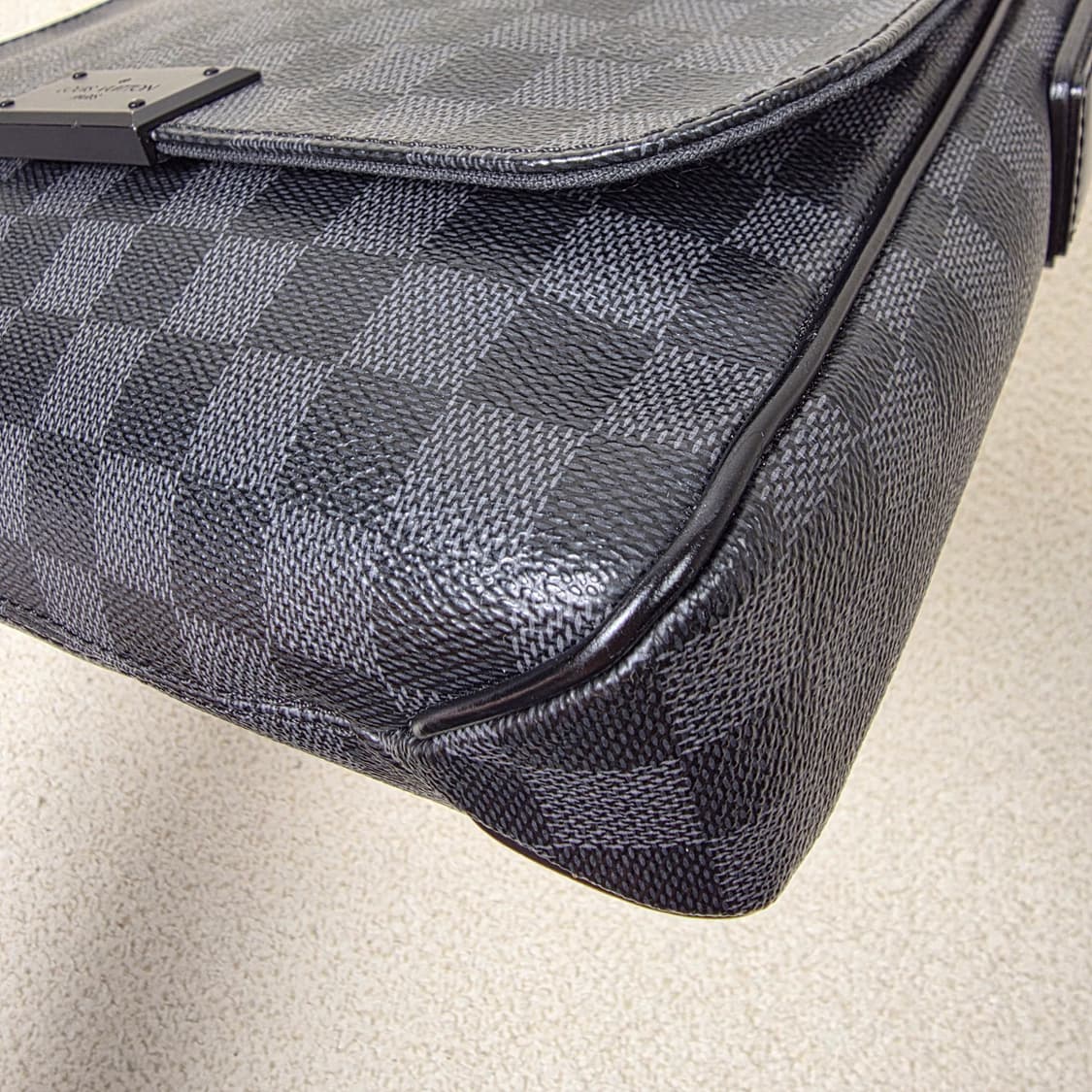 루이비통 크로스백 디스트릭트 pm  상품이미지7