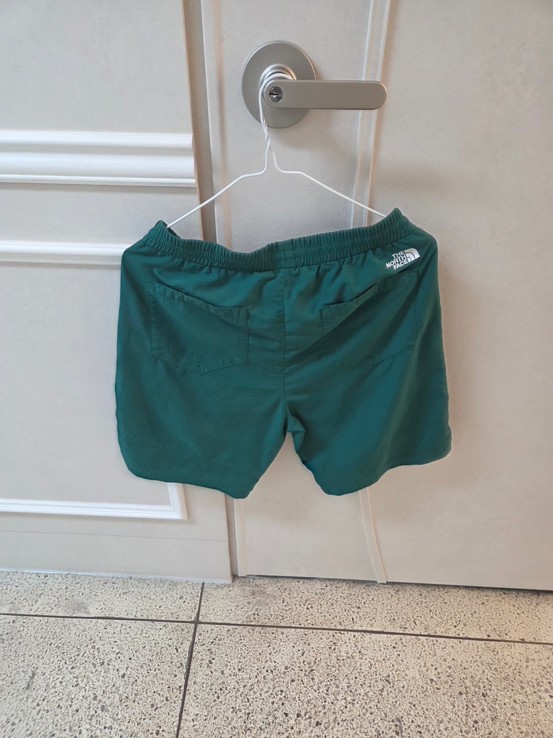노스페이스 다크그린 반바지 상품이미지2