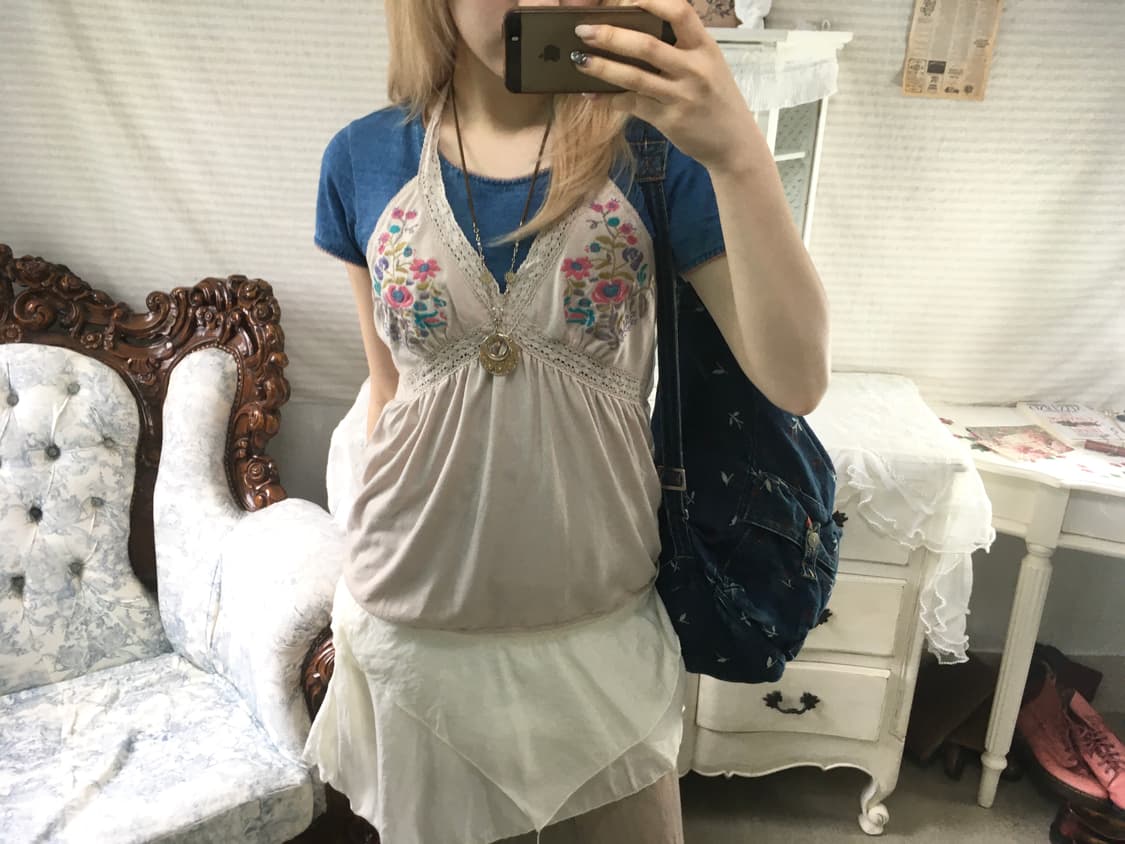 Set)블루 퍼프 반팔 + 하구미 자수 잔꽃 홀터 나시 상품이미지1