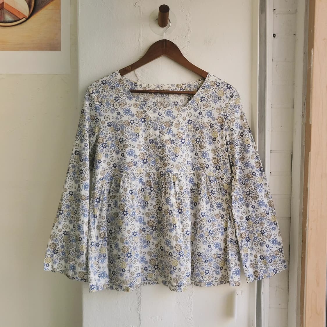 플라워패턴 면블라우스 상품이미지1