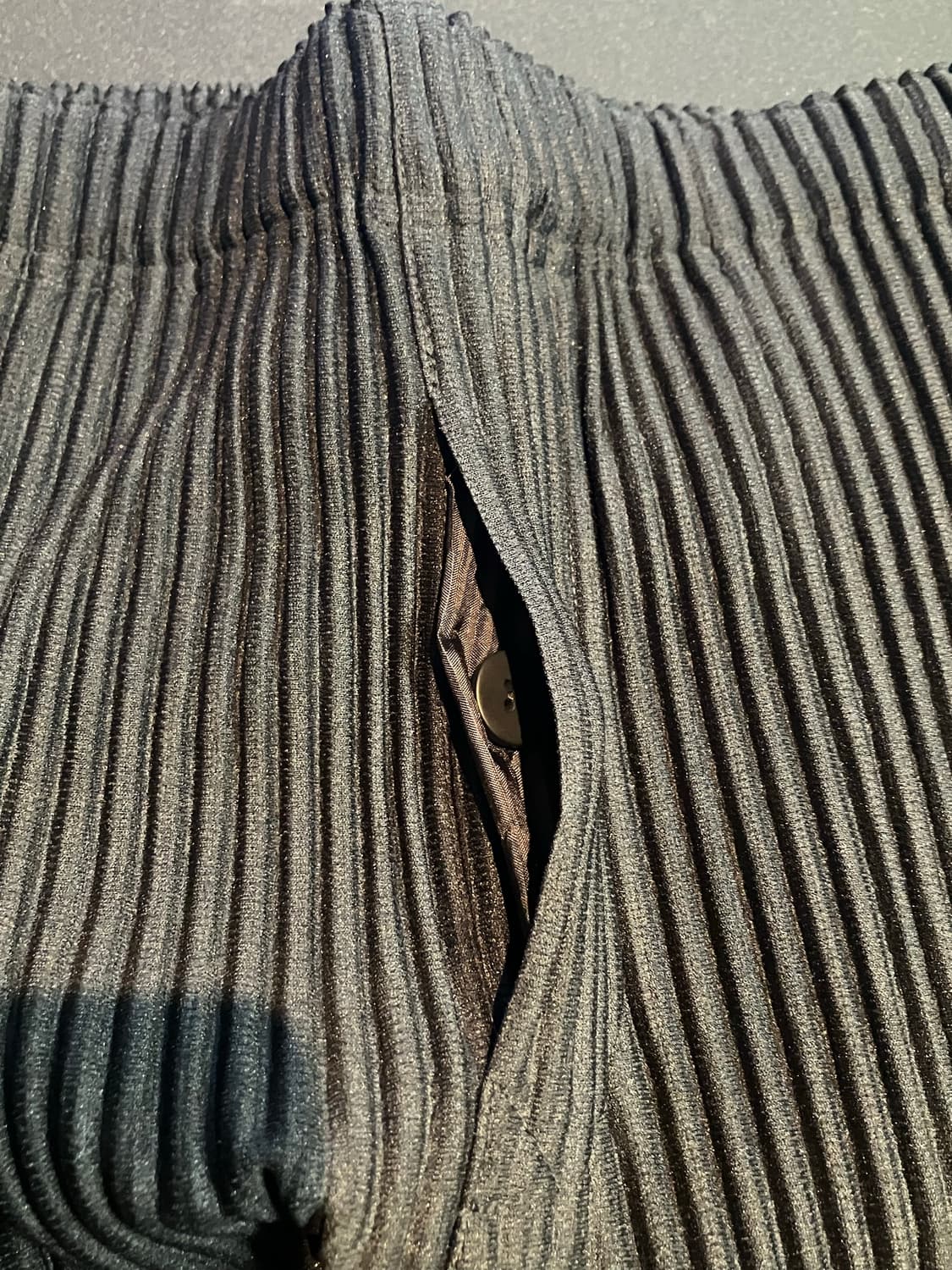 옴므 플리세 이세이 미야케 MC 셉템버 스트레이트 팬츠 블랙 상품이미지7