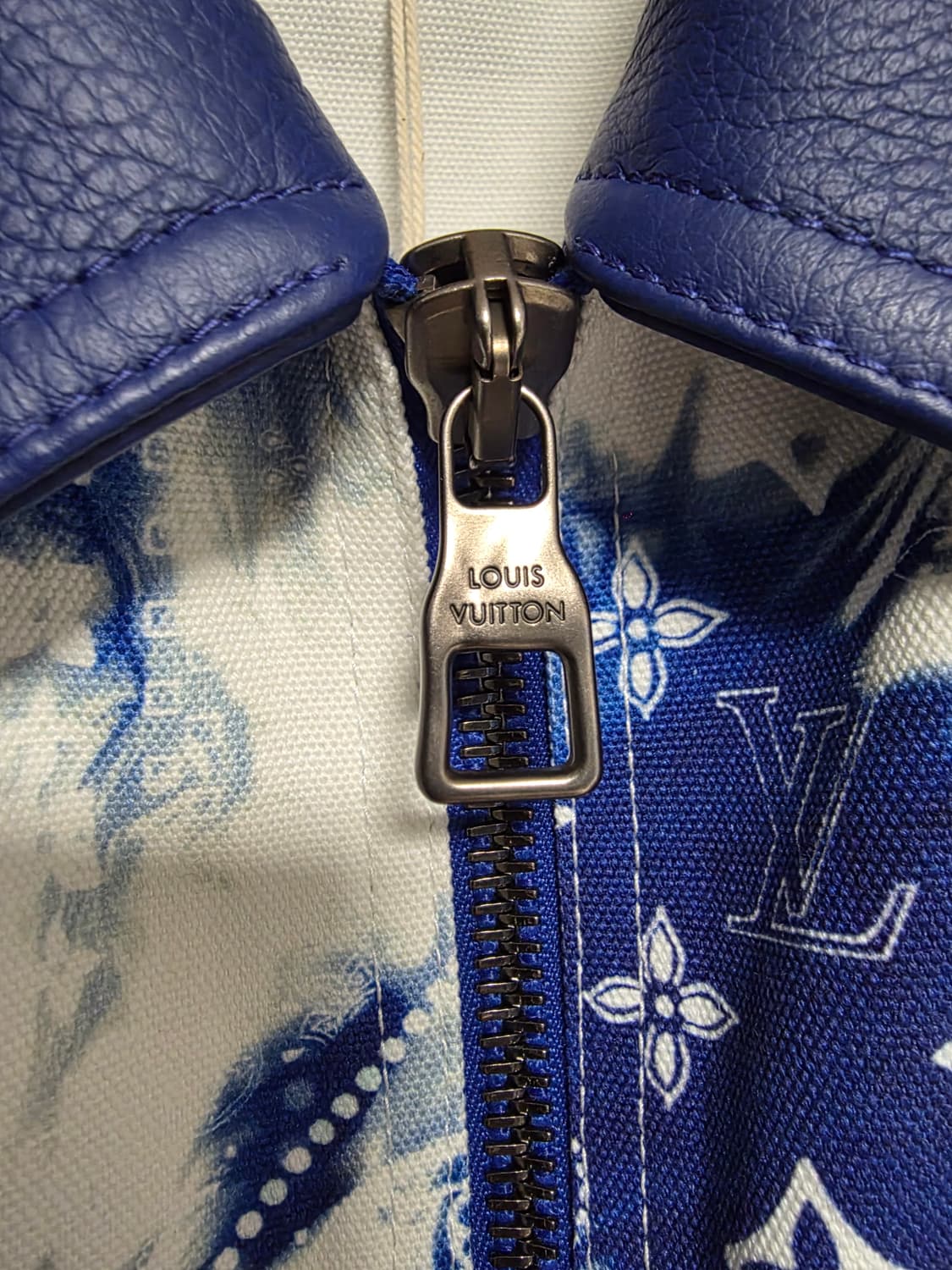 루이비통 by 버질 아블로 2022 PRE-FALL 반다나 레더 자켓 상품이미지3