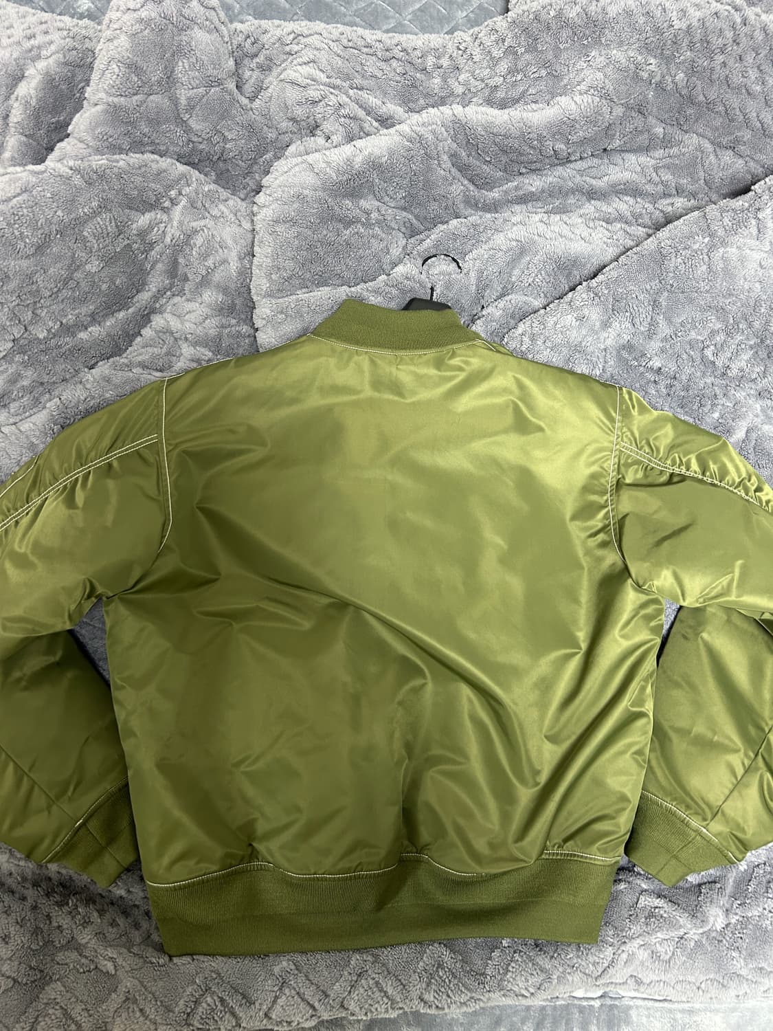 L)스투시 빌트 리버시블 봄버 자켓 올리브 상품이미지3