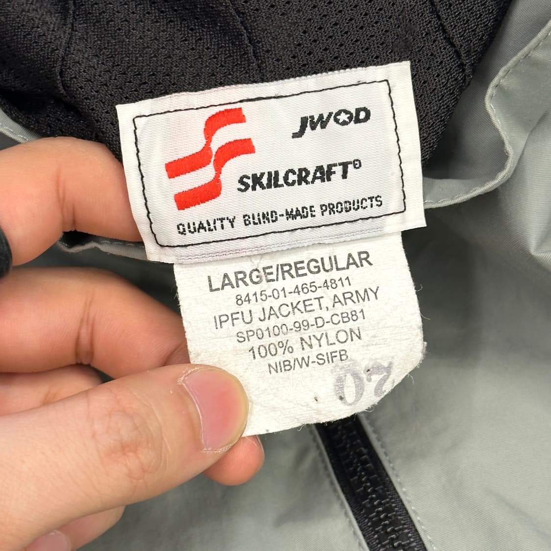 L US ARMY IPFU 바람막이  상품이미지4