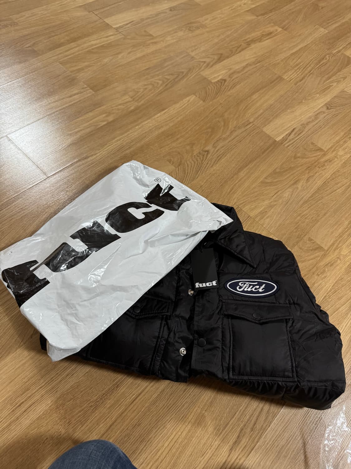 2025 FUCT 패딩 m 새상품 미국 공홈 인증 상품이미지2