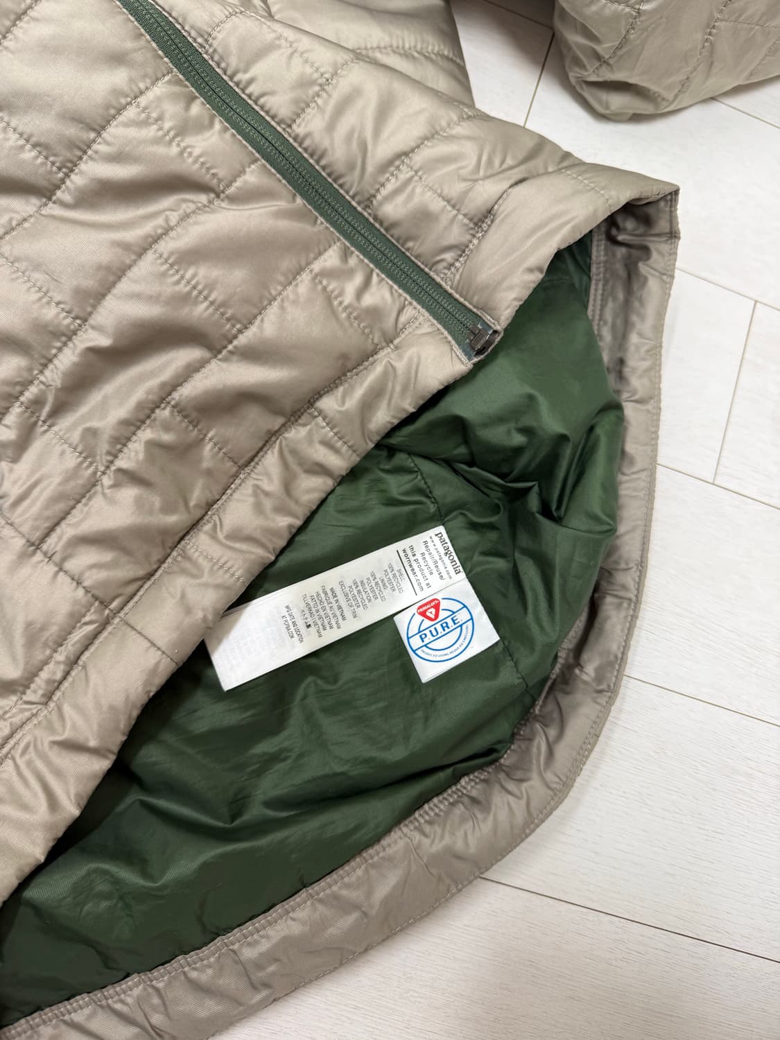 25년 파타고니아 나노 퍼프 M 사이즈  상태 9.7/10  사진찍고 절 상품이미지4