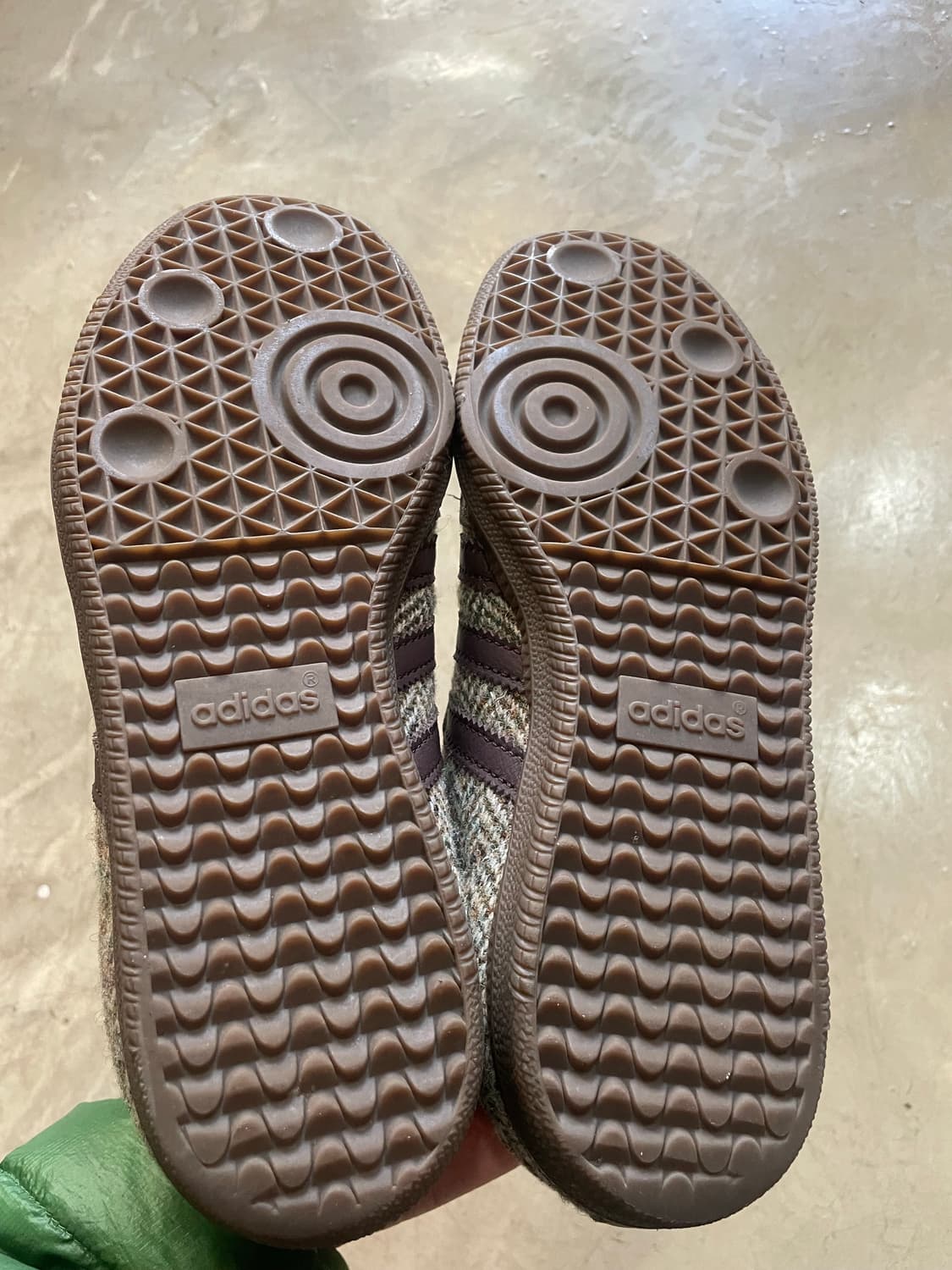 아디다스 삼바 OG 해리스 트위드 쉐도우 브라운 240 상품이미지6