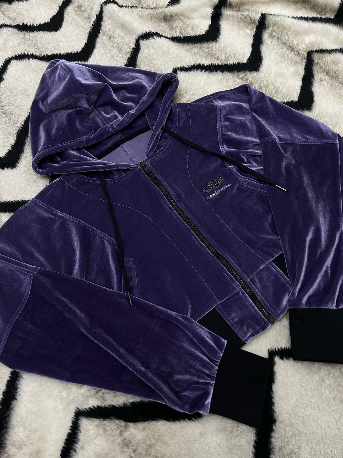 [실측S]어셈블스테이션 벨벳 크롭 후드집업/퍼플 상품이미지2