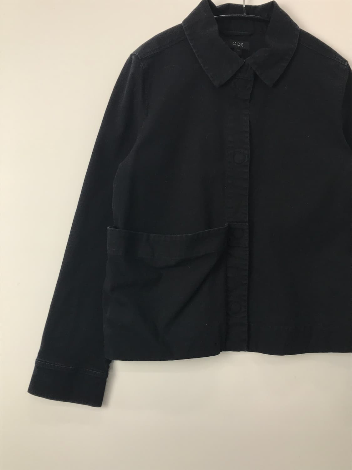 COS Black Single Pocket Shirt Jacket 상품이미지8