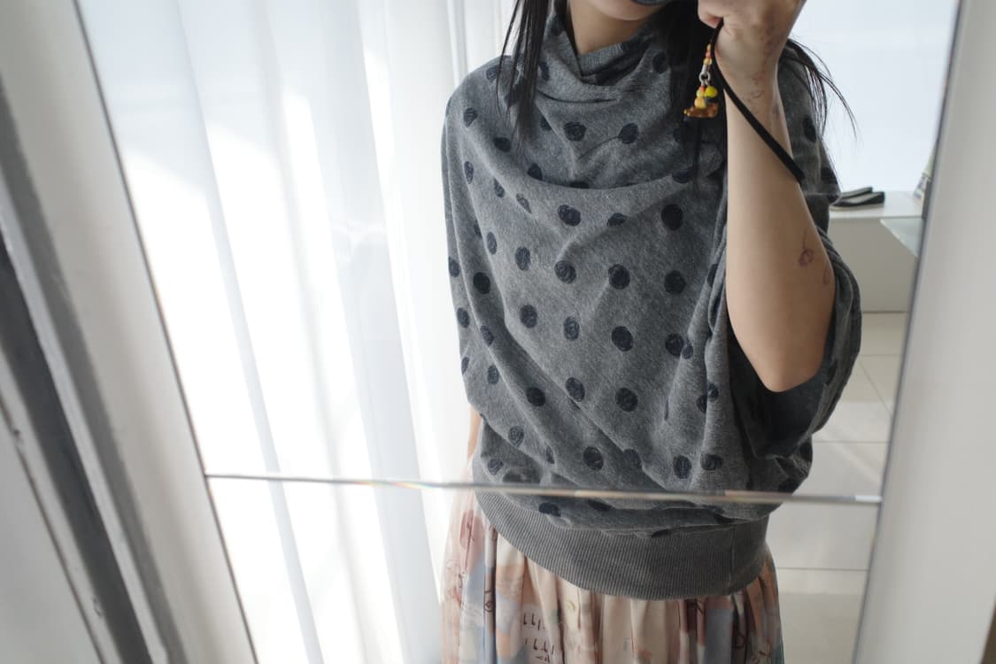 Dot transformed hoodie 상품이미지1