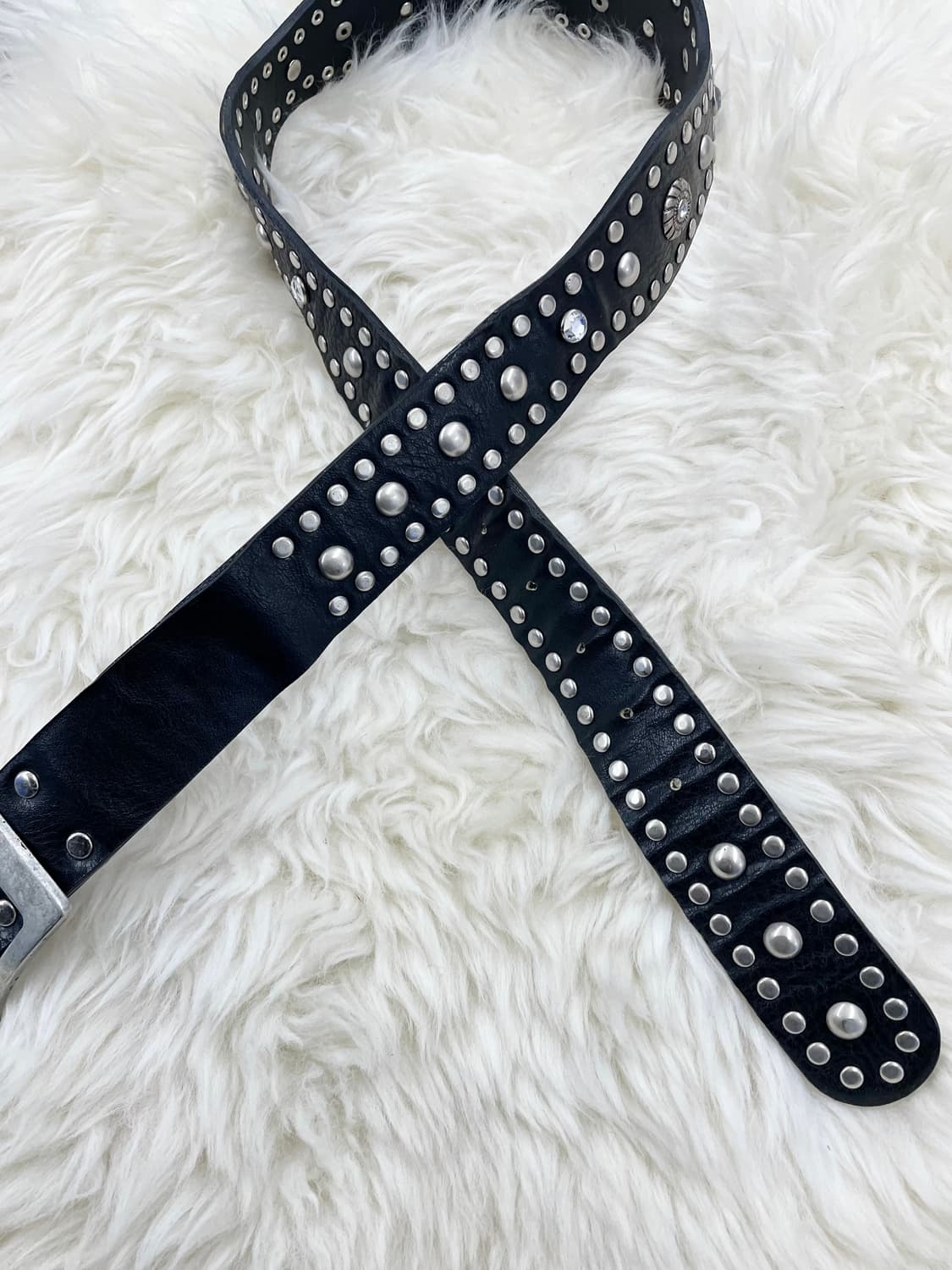 락시크 스터드 콘초 버클 벨트 상품이미지3